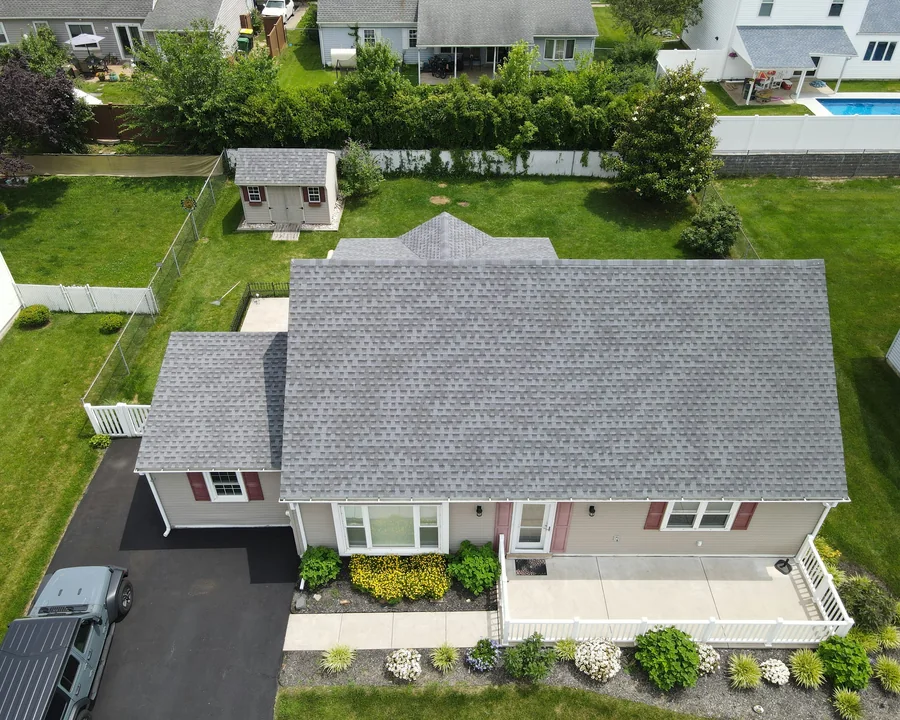 Residential roof — roofing stock photograph