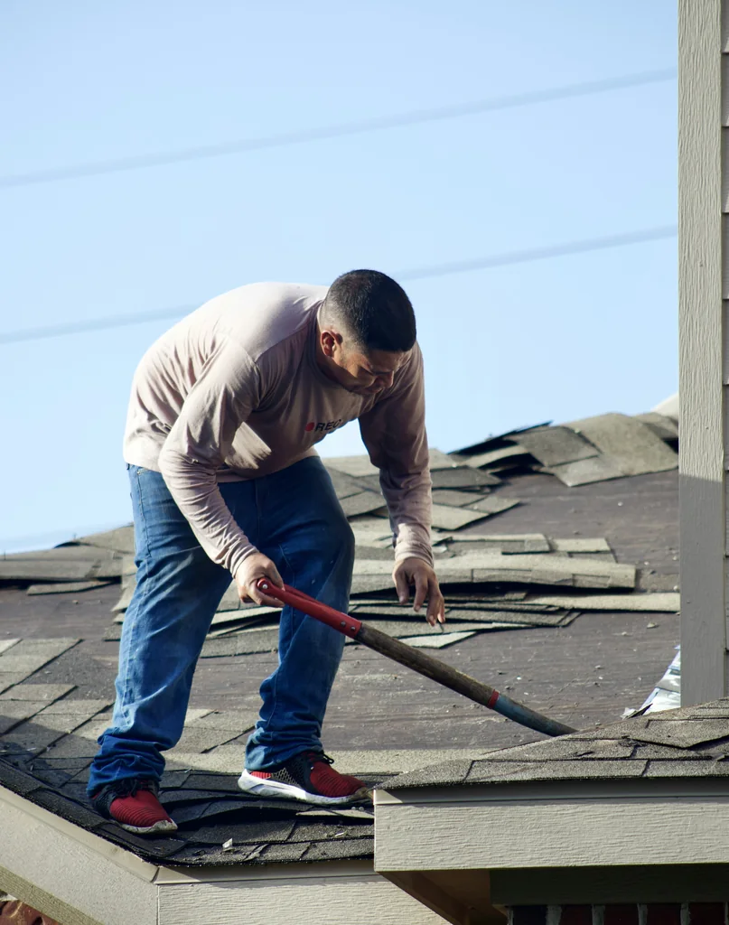 Roofing professional at work — stock photograph